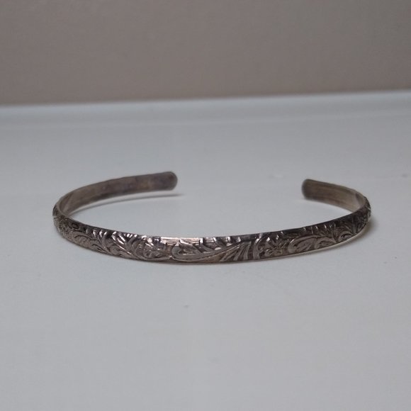 Vintage Small Sterling Decorative Open Bangle - Picture 1 of 14